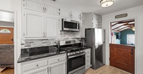 3077 Bertis Dr, Sacramento, CA 95821 Photo