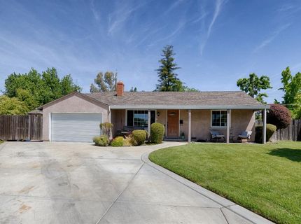 3077 Bertis Dr, Sacramento, CA 95821 Photo