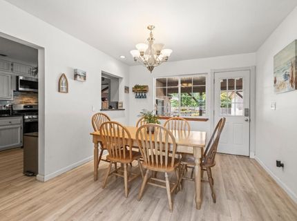 3077 Bertis Dr, Sacramento, CA 95821 Photo