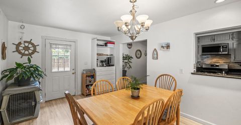 3077 Bertis Dr, Sacramento, CA 95821 Photo