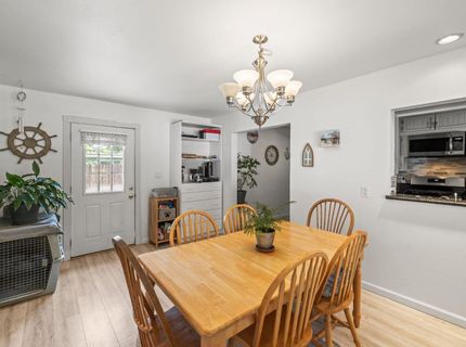 3077 Bertis Dr, Sacramento, CA 95821 Photo