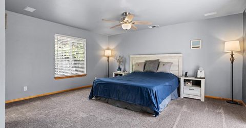 3077 Bertis Dr, Sacramento, CA 95821 Photo