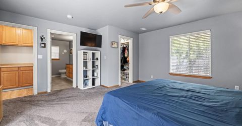 3077 Bertis Dr, Sacramento, CA 95821 Photo