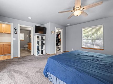 3077 Bertis Dr, Sacramento, CA 95821 Photo