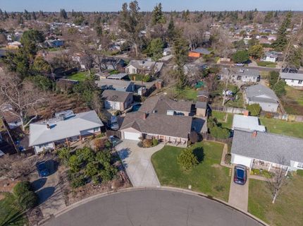 3077 Bertis Dr, Sacramento, CA 95821 Photo