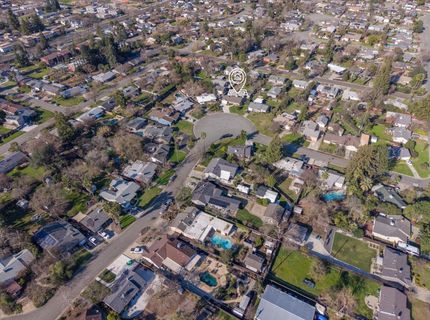 3077 Bertis Dr, Sacramento, CA 95821 Photo