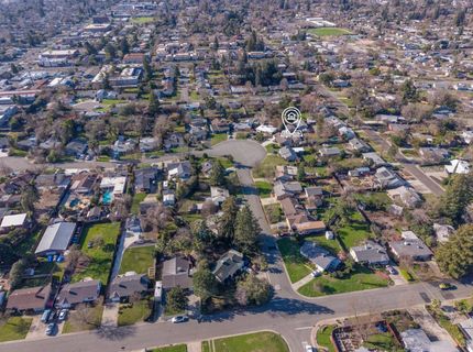 3077 Bertis Dr, Sacramento, CA 95821 Photo