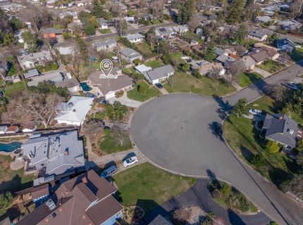 3077 Bertis Dr, Sacramento, CA 95821 Photo