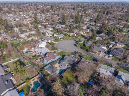3077 Bertis Dr, Sacramento, CA 95821 Photo