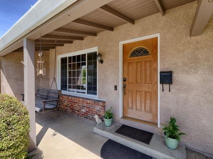 3077 Bertis Dr, Sacramento, CA 95821 Photo