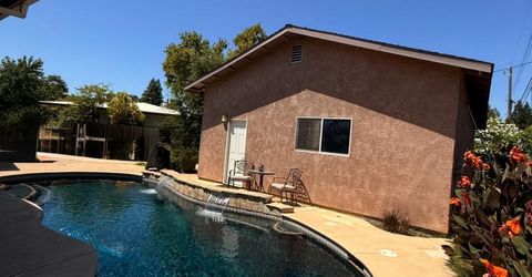 3077 Bertis Dr, Sacramento, CA 95821 Photo