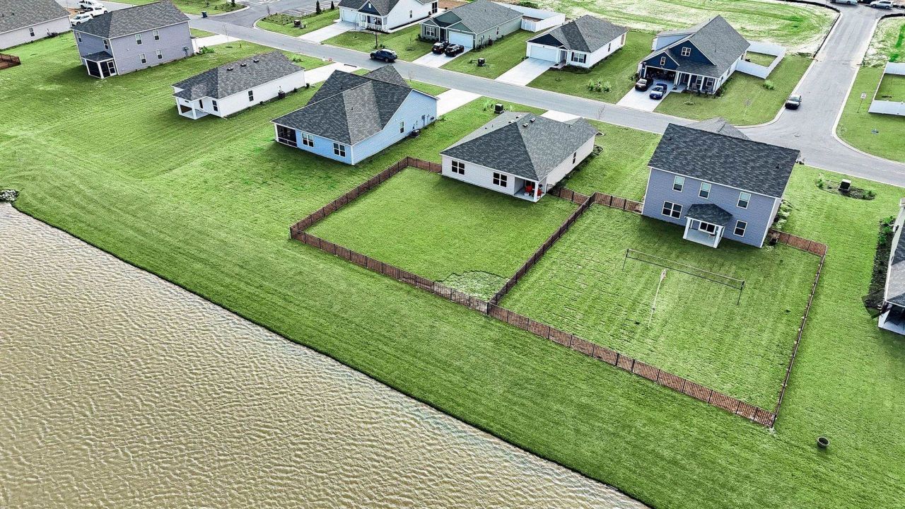 449 Acosta Circle Photo 33