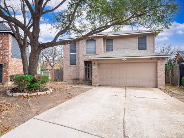 1917 White Oak CIR, Round Rock, TX 78681