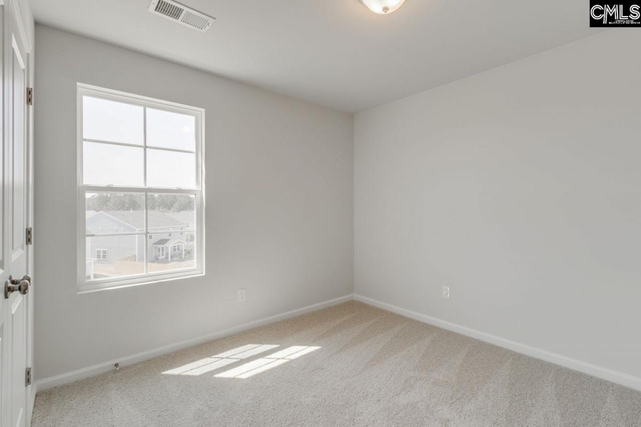 1119 Nazareth Road Photo 25