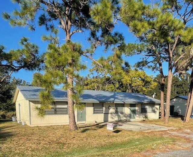922 S Lake Drive, Fort Pierce, FL 34982 Photo