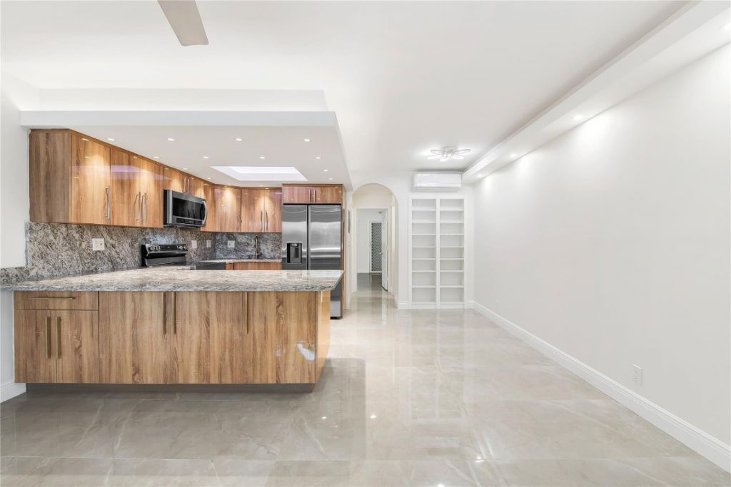 2170 NE 51st Court, Unit 27a, Fort Lauderdale, FL 33308 Photo