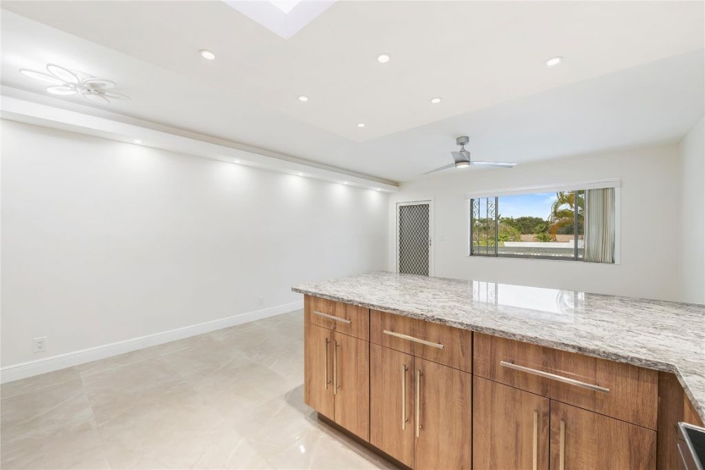 2170 NE 51st Court, Unit 27a, Fort Lauderdale, FL 33308 Photo