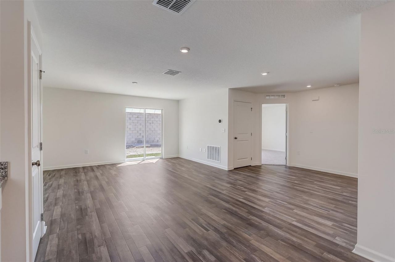 6903 Santa Rosa Parkway, Fort Pierce, FL 34982 Photo