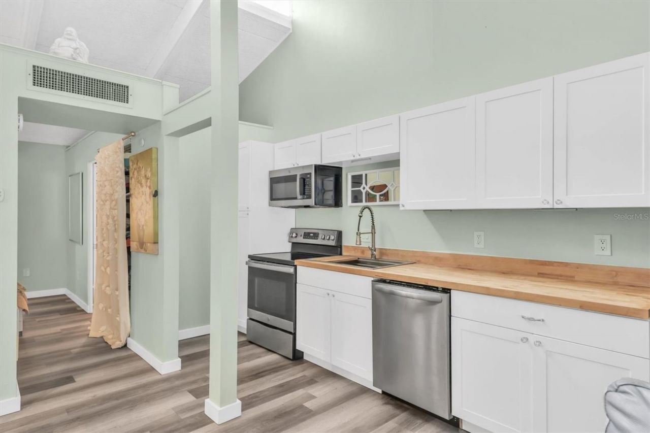 500 N Jefferson Avenue, Unit C3, Sarasota, FL 34237 Photo