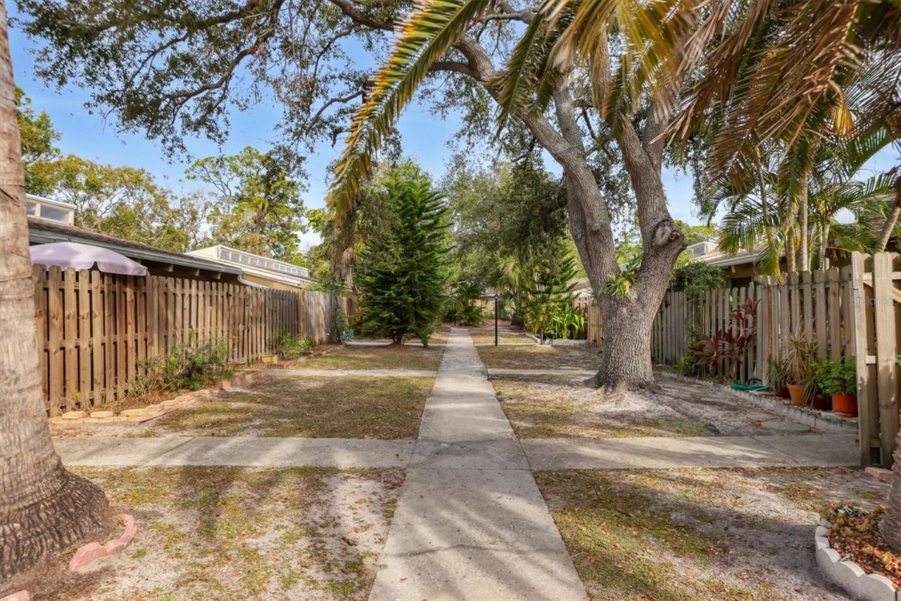 500 N Jefferson Avenue, Unit C3, Sarasota, FL 34237 Photo