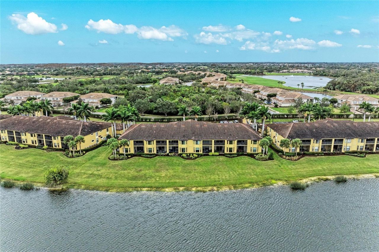 7225 River Hammock Drive, Unit 104, Bradenton, FL 34212 Photo