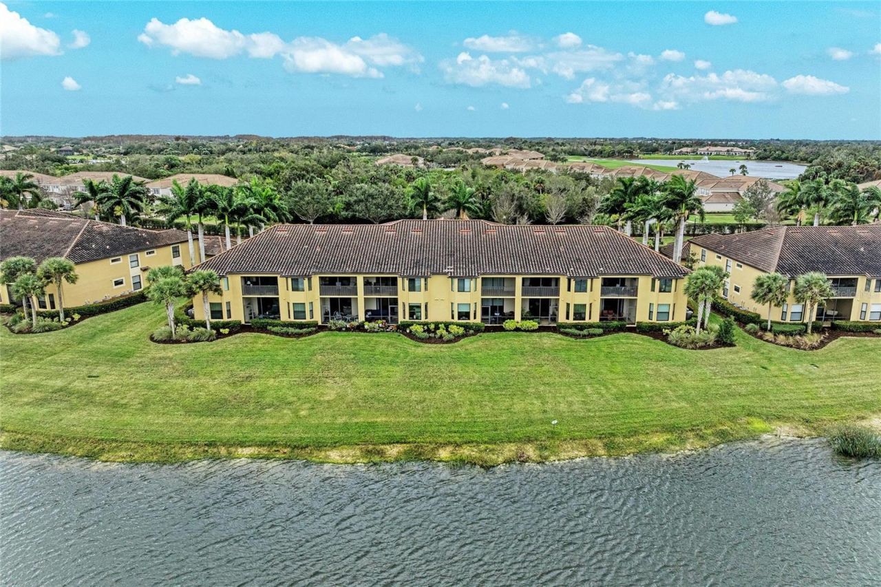 7225 River Hammock Drive, Unit 104, Bradenton, FL 34212 Photo