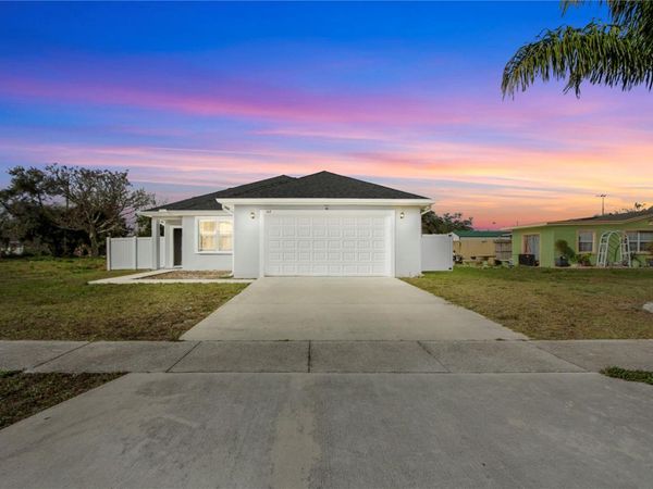 142 PINEVIEW DRIVE, OVIEDO, FL 32765