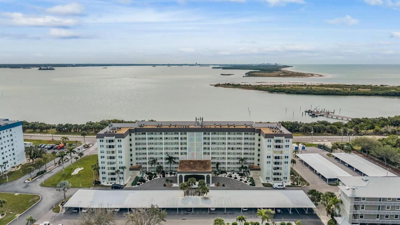 9 Forbes Place, Unit 211, Dunedin, FL 34698 Main Photo