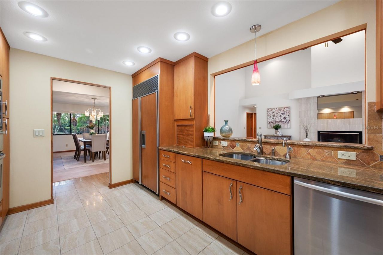 9807 Compass Point Way, Tampa, FL 33615 Photo