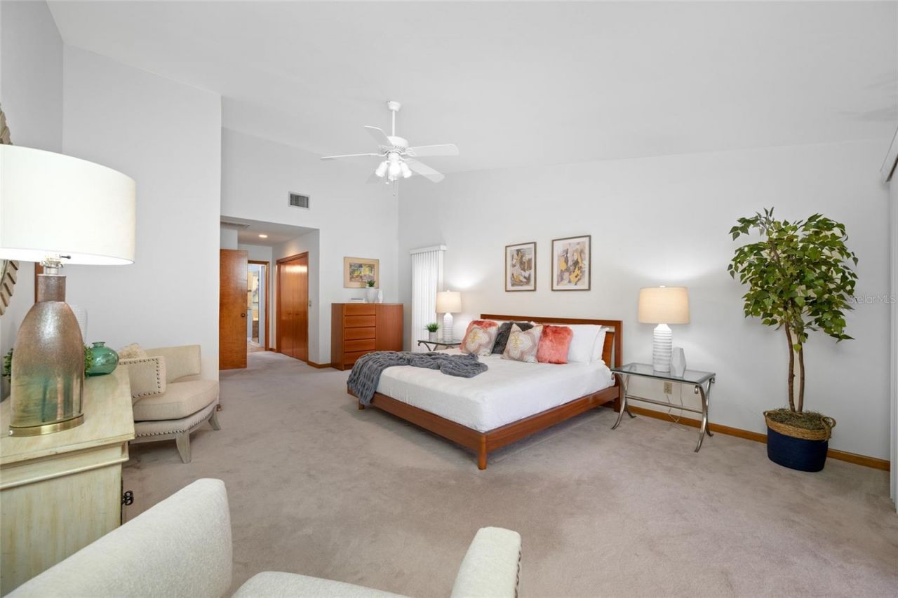 9807 Compass Point Way, Tampa, FL 33615 Photo