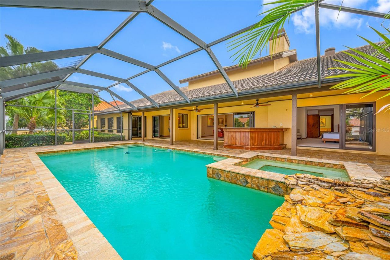 9807 Compass Point Way, Tampa, FL 33615 Photo