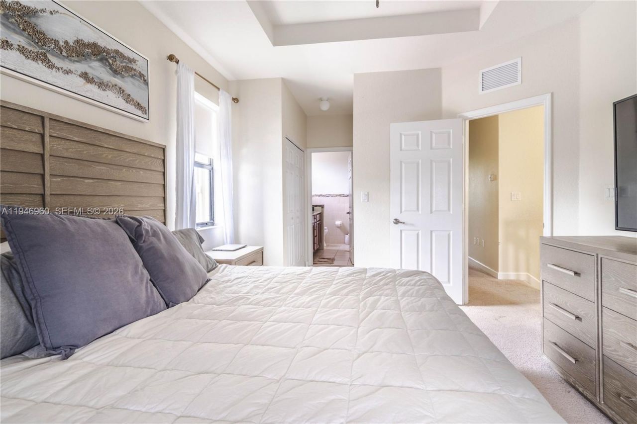 17473 SW 153rd Path, Miami, FL 33187 Photo