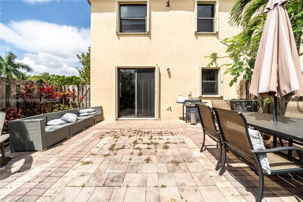 17473 SW 153rd Path, Miami, FL 33187 Photo