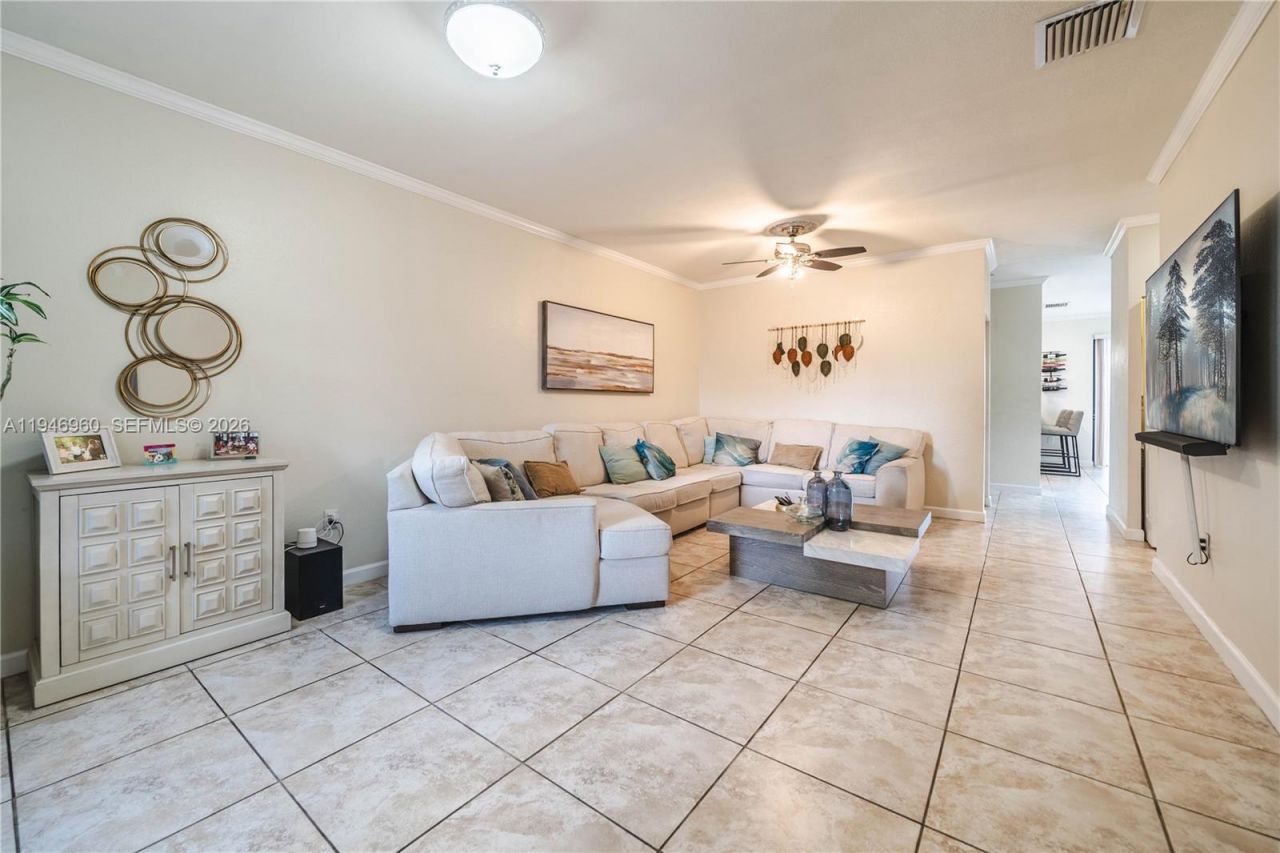 17473 SW 153rd Path, Miami, FL 33187 Photo