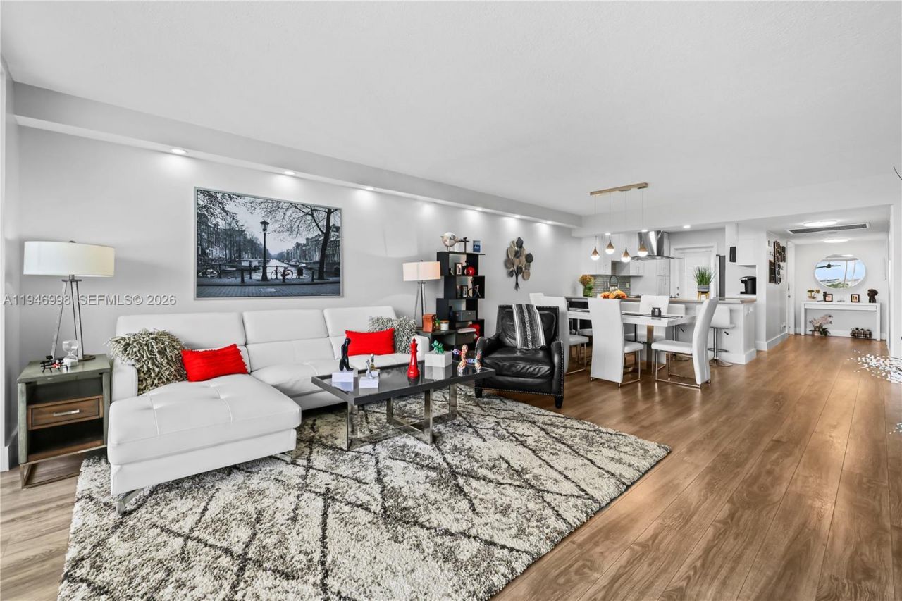 2661 S Course Dr, Unit 510, Pompano Beach, FL 33069 Photo