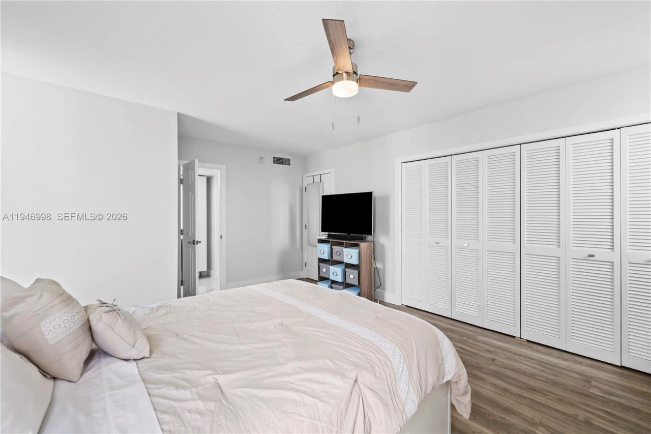 2661 S Course Dr, Unit 510, Pompano Beach, FL 33069 Photo