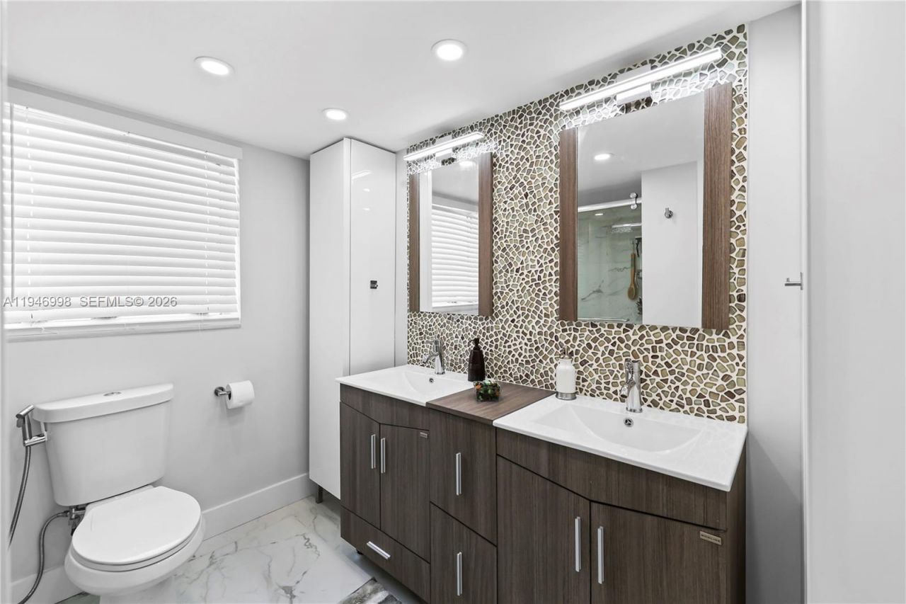 2661 S Course Dr, Unit 510, Pompano Beach, FL 33069 Photo