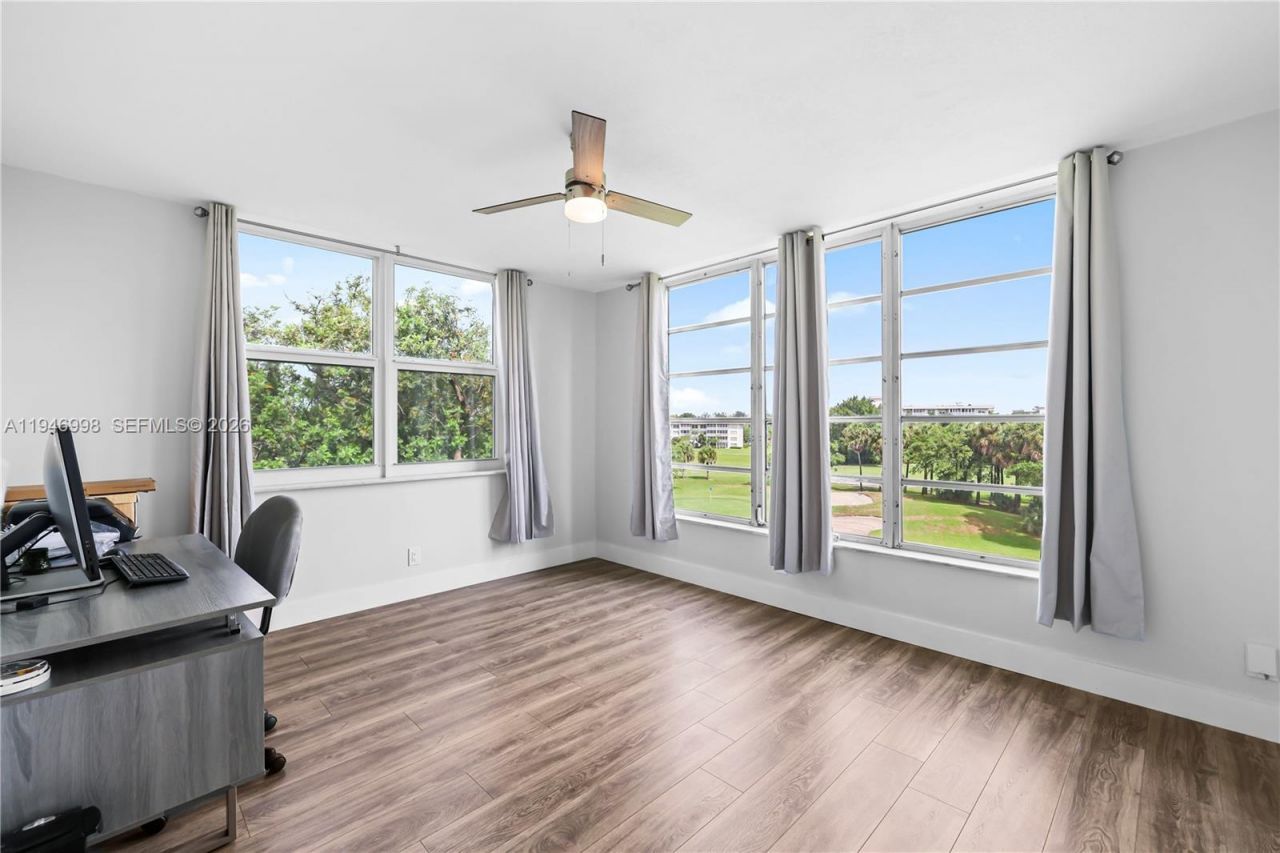 2661 S Course Dr, Unit 510, Pompano Beach, FL 33069 Photo