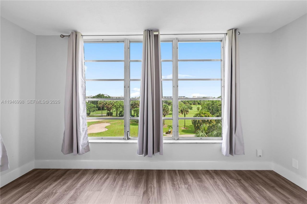 2661 S Course Dr, Unit 510, Pompano Beach, FL 33069 Photo