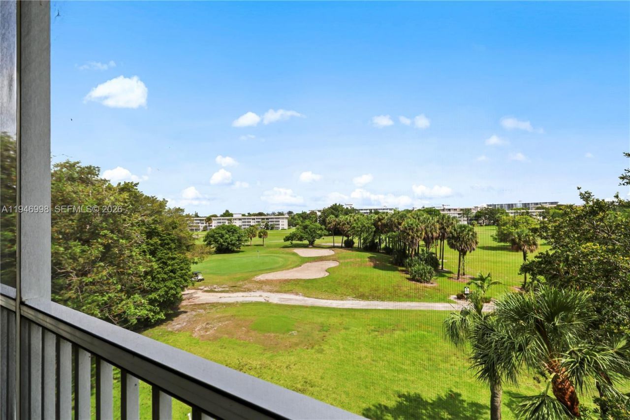 2661 S Course Dr, Unit 510, Pompano Beach, FL 33069 Photo
