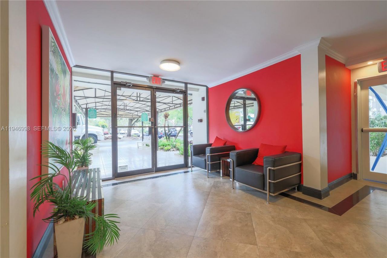 2661 S Course Dr, Unit 510, Pompano Beach, FL 33069 Photo