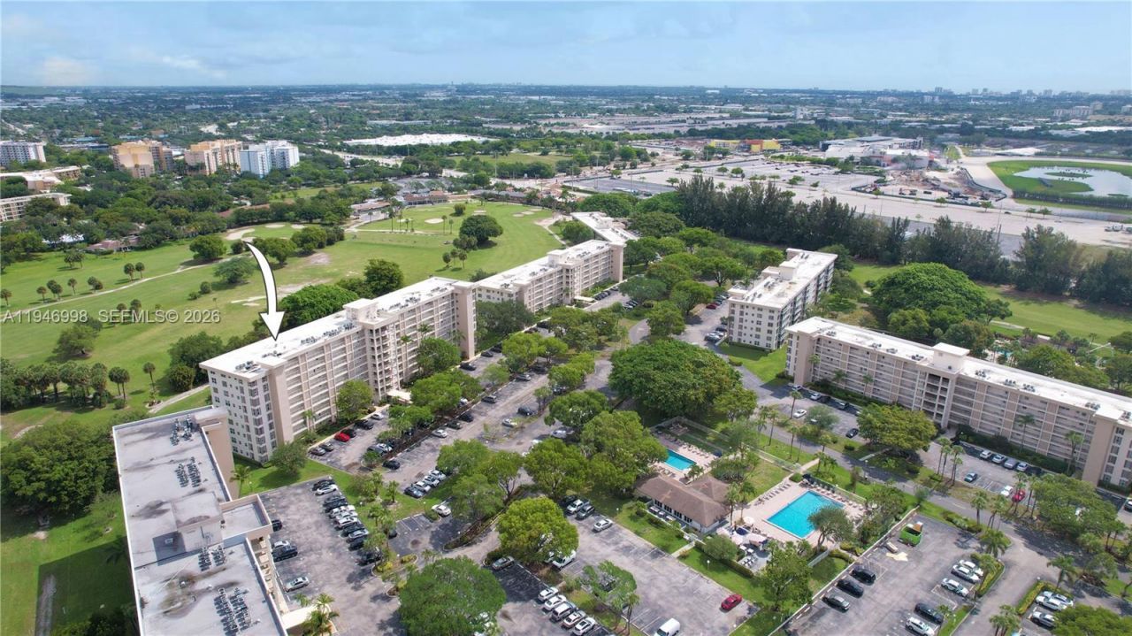2661 S Course Dr, Unit 510, Pompano Beach, FL 33069 Photo