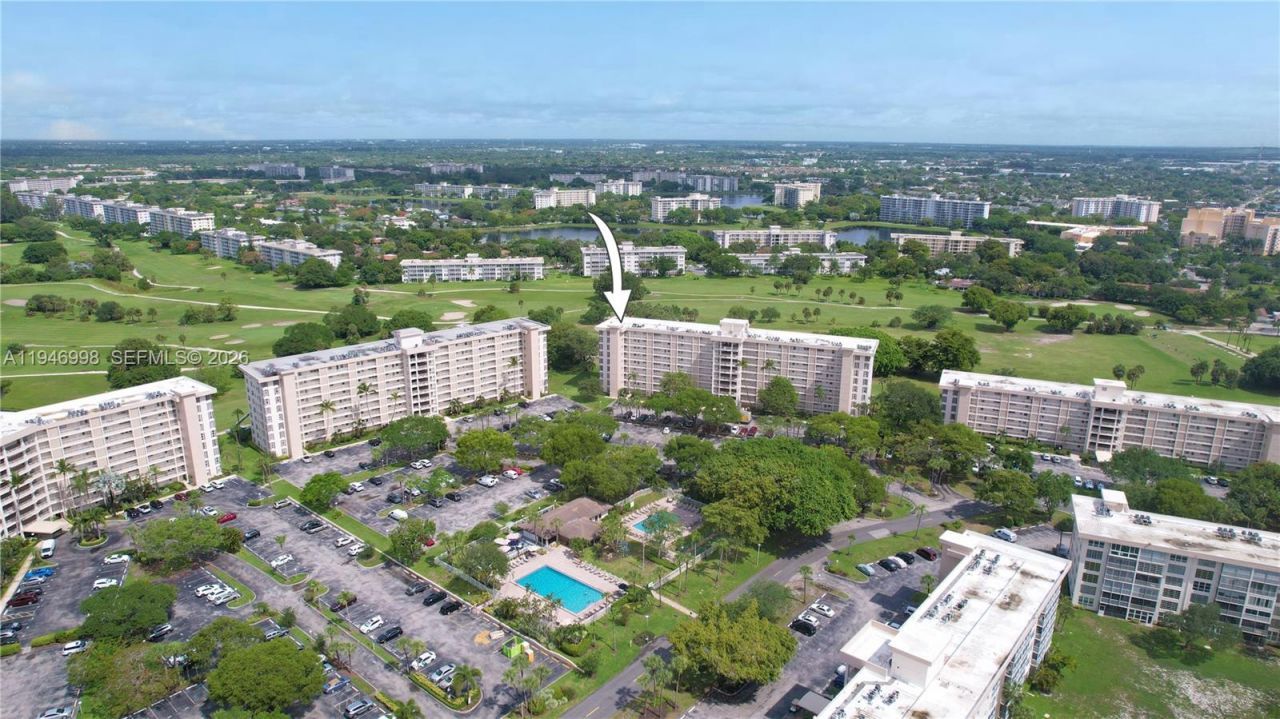 2661 S Course Dr, Unit 510, Pompano Beach, FL 33069 Photo