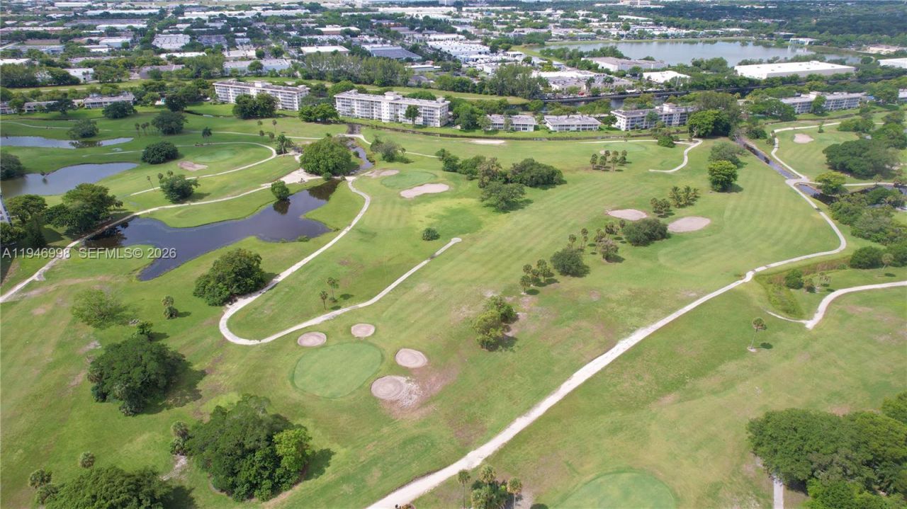 2661 S Course Dr, Unit 510, Pompano Beach, FL 33069 Photo