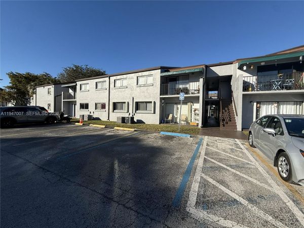 7405 SW 152nd Ave , Unit 3-107, Miami, FL 33193