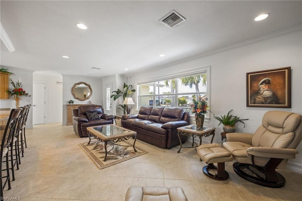 5249 Sunset Ct, Cape Coral, FL 33904 Photo