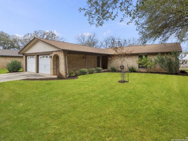 1329 Poppy, New Braunfels, TX 78130