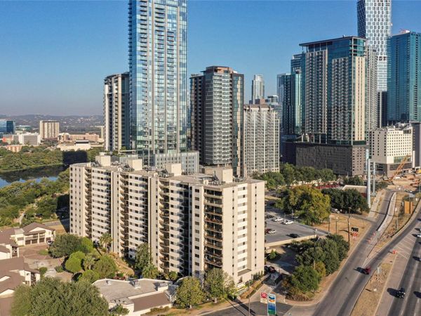 40 N Interstate 35 Highway, Unit 6C1, Austin, TX 78701