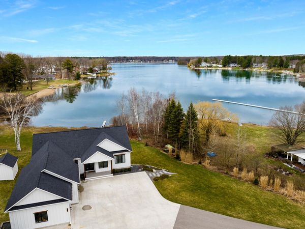 504 S East Silver Lake Road, Traverse City, MI 49685
