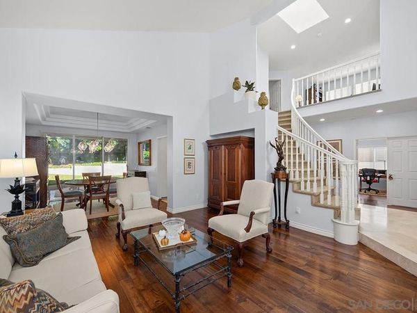 4582 Mercurio St, San Diego, CA 92130